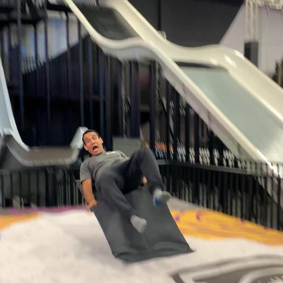 fox12oregon's tweet image. He can fly! Well, kind of. This morning, Joe V. was bouncing off the walls and catching some air at a new destination in Beaverton. Watch today's #OnTheGoWithJoe and learn more about DEFY: kptv.tv/3Mc0XRm
