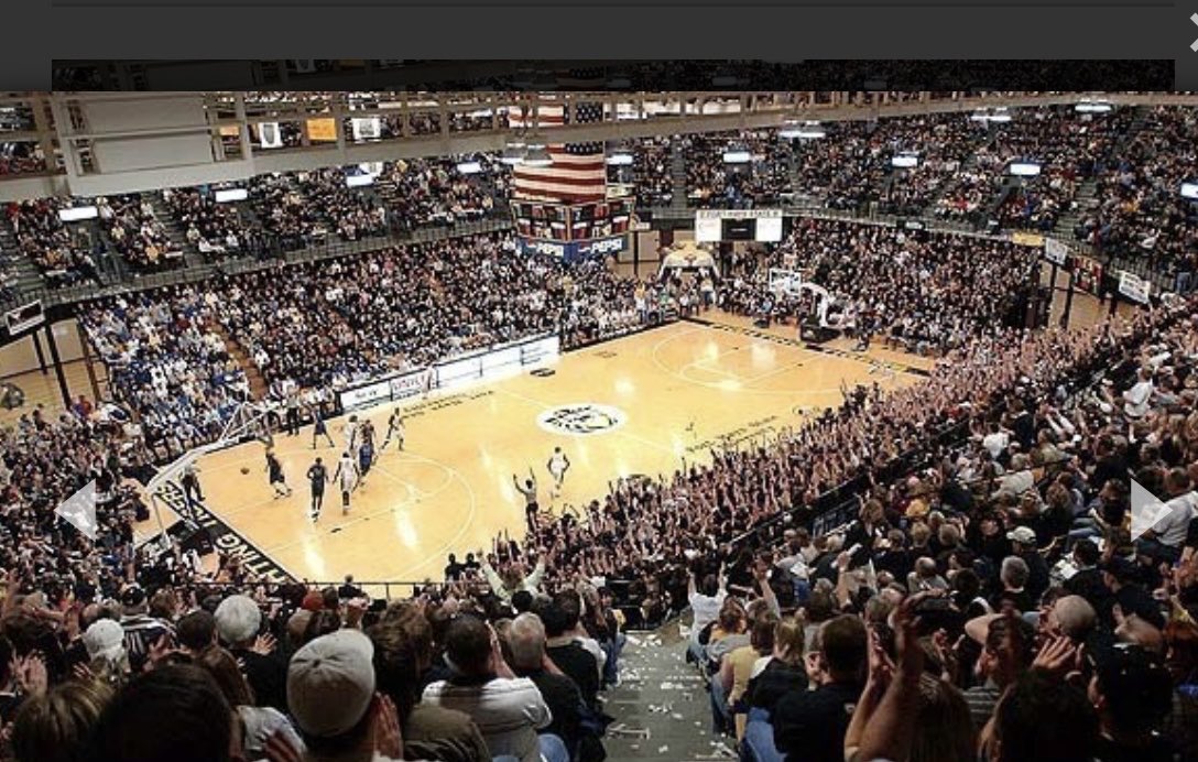Fort Hayes State University 
<a href="/FortHaysState/">Fort Hays State University</a> 

AND ANOTHER MIAA school.. see a trend yet? 

Gross Memorial Coliseum - 6815

This place pulls in at least 2300 when the Tigers take the court 

Season MBB attendance avg 2350
