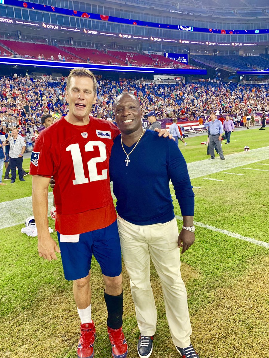 ITSDASHOW239's tweet photo. Big Bro @FMccrary44 still holds #Records with @Patriots #18Years later!! #MacSquad.. @NFL @MStateFB @naplesfootball #239GotTalent🗣🗣🗣 https://t.co/yfWzjHOBTY