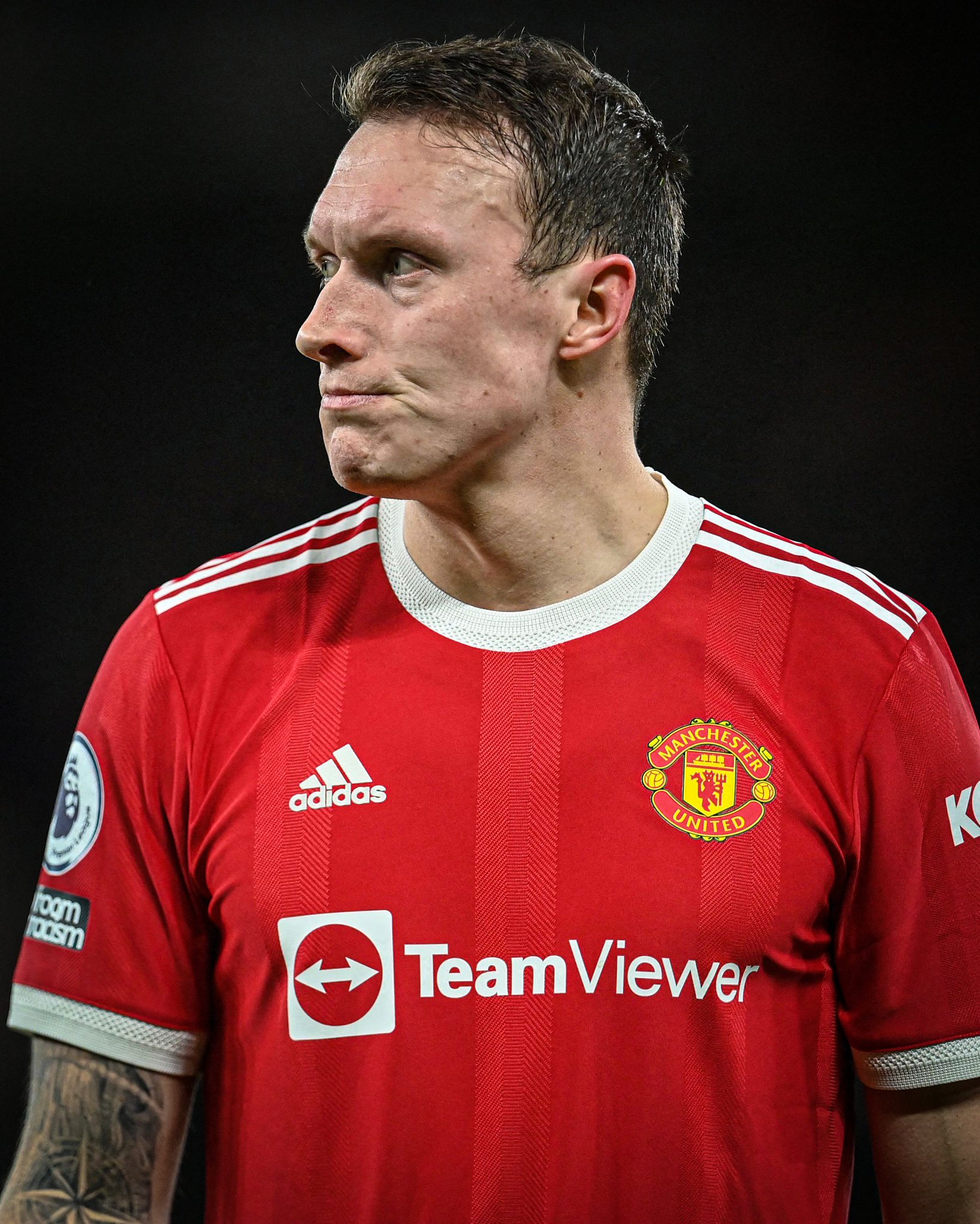 GOAL on Twitter "Phil Jones STARTS against Liverpool tonight 🔴 https