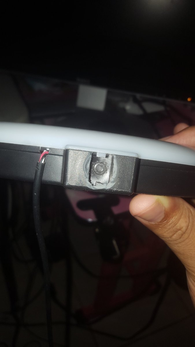 IamlgnDaGamer's tweet image. thought  this was a bad dream last night.... #smallstreamerproblems