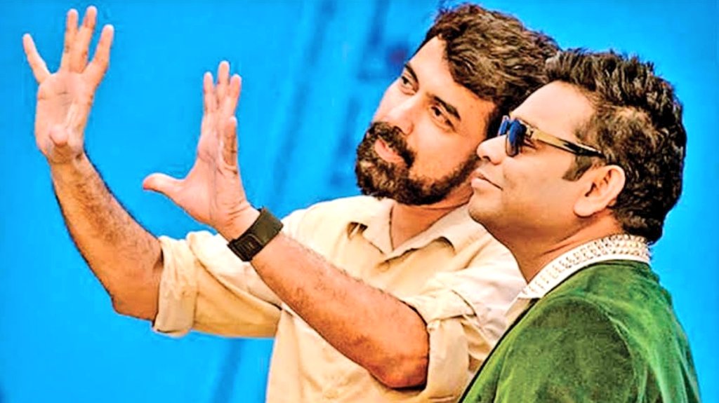 kayaldevaraj's tweet photo. April 20th
Excellent Cinematographer and Writer and Director @DirRajivMenon Birthday
#MinsaraKanavu #ServamThaalaMayam
@arrahman @PDdancing @itsKajolD @thearvindswami @gvprakash @Aparnabala2
#HappyBirthdayRajivMenon
#HBDRajivMenon #RajivMenon #StayHomeStaySafe #MaskIndia https://t.co/UVmkiGjuPq