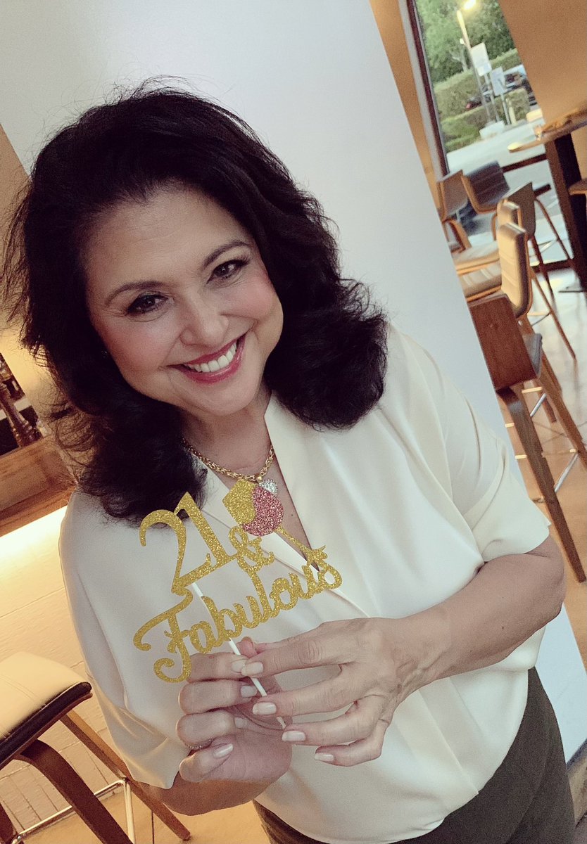 KNashvlia's tweet photo. #CanduManagement turns 21. We made it through all the obstacles the last 21 yrs to get here.
Thank you to all the incredible families, and clients that let me be part of your journey. Love celebrating all we have accomplished. Love you all ❤️ https://t.co/AKc4qnf9Tz