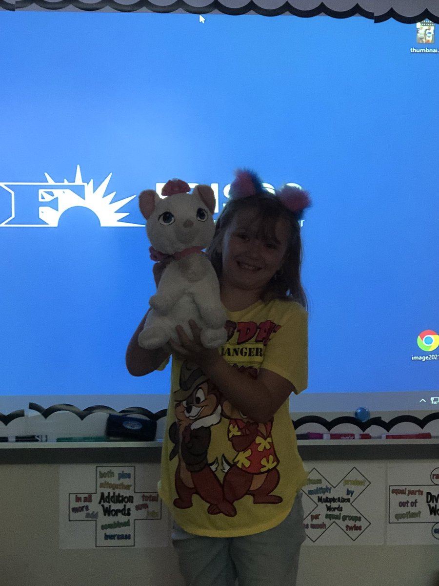 Stefanie DeWolf tweet media