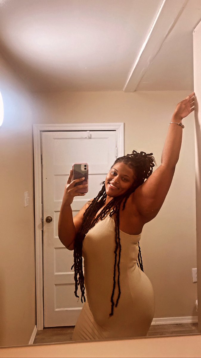 Shacliyahbranch's tweet photo. I’m 111lbs down (so far) &amp; I must say .. this is the most comfortable I’ve EVER felt in my body 🤎 https://t.co/ps9lKMV1pC