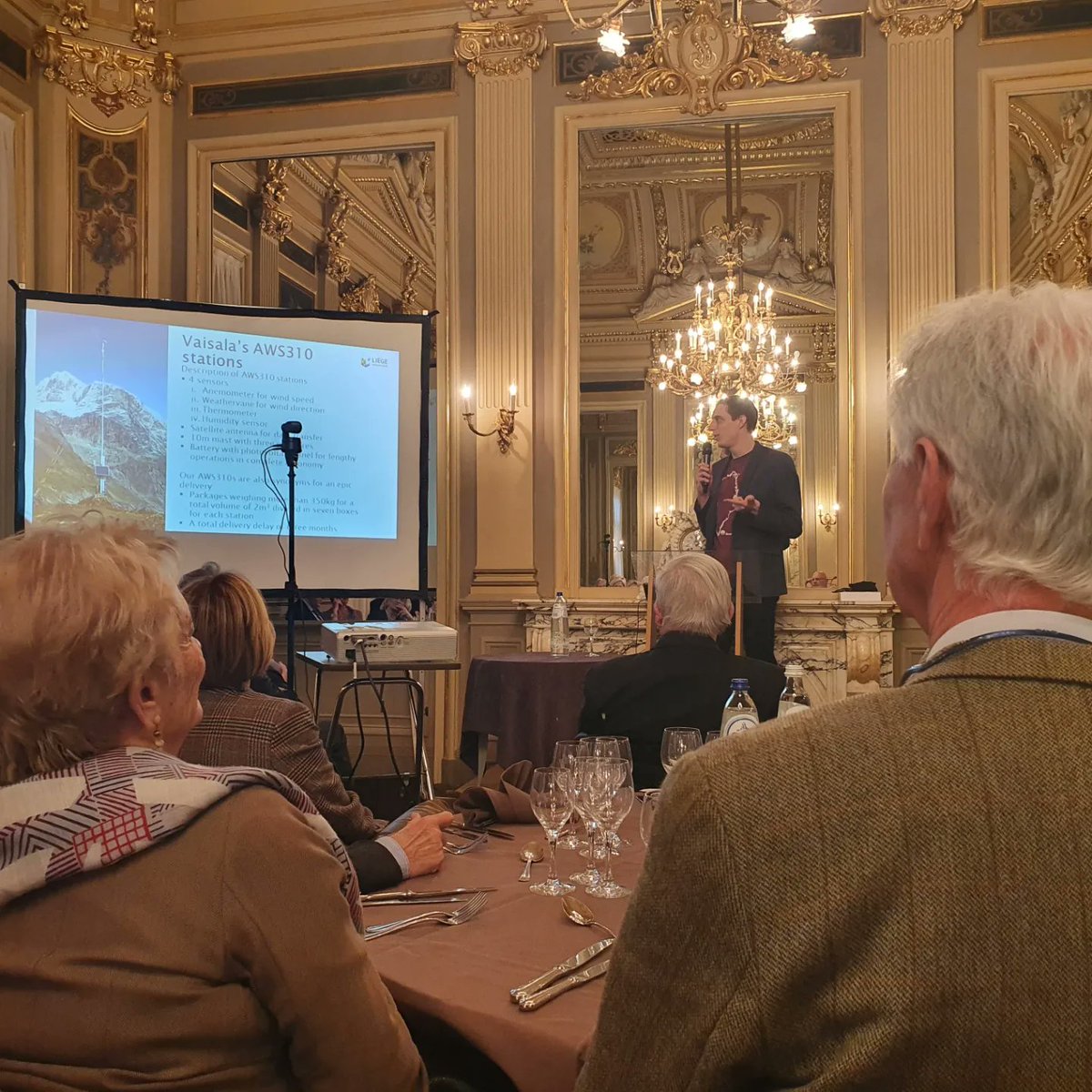 DamienERNST1's tweet photo. A pleasure to speak this evening to the Literary Society of Liège. 

The subject: global grid, remote renewable energy hubs and the Katabata project. 

The material of the presentation: https://t.co/Px7q5VbxyB

#renewables #energytransition #globalGrid https://t.co/a5ihLC0RTi