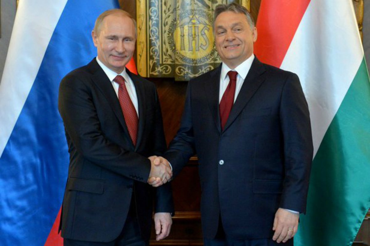 Orbán says he will stop oil &amp; gas sanctions against Putin…  

Unanimity is killing Europe and Ukraine alike ! 

Let’s take decisions on sanctions (same with migration) by majority. 

Let’s stop the blackmail of Orbán !