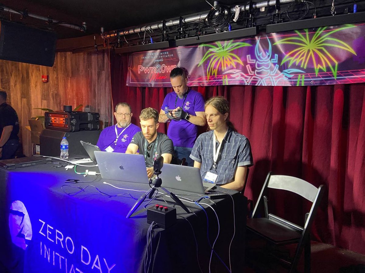 computest's tweet photo. Update #Pwn2Own Miami: de eerste 20 punten voor @daankeuper en @xnyhps zijn binnen! 💪🏻💪🏻🎉 

Vanavond nog 2 rondes te gaan! Volg hier de tussenstand: https://t.co/kDoN0tvQf6

#hacken #wedstrijd #trots https://t.co/3ZcrSRThmF