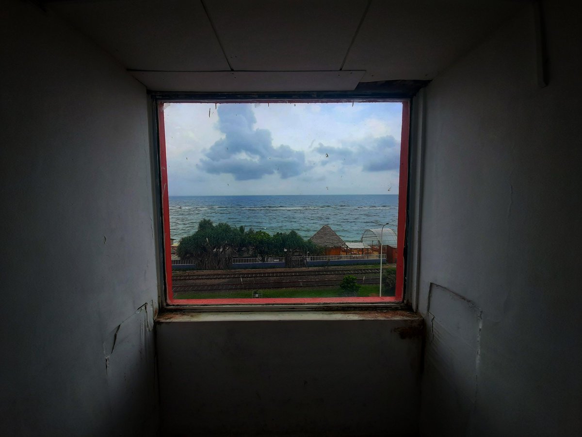 affanahamed7's tweet photo. A view from IIT Srilanka❤
#framming #view #IIT #University https://t.co/PXIr6Zegtz