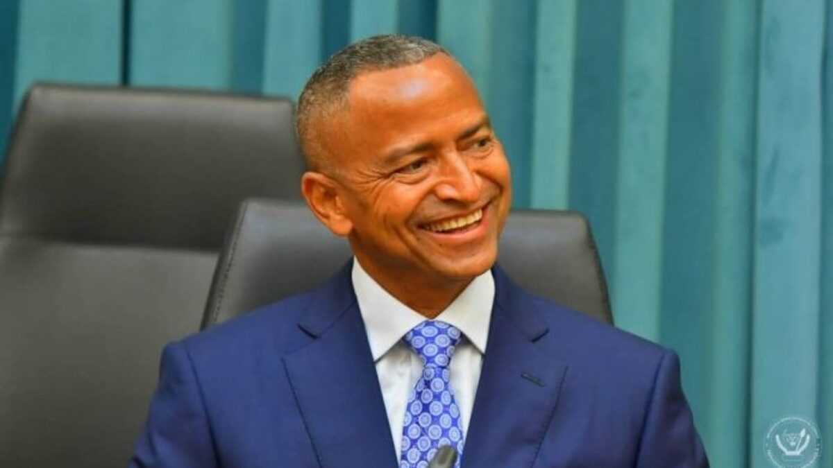 Rm_DE_JESUS's tweet photo. #RAPPEL 
🛑En 2018 tous les katumbistes avaient voté MF contre FT

🛑En 2023 ils promettent de voter MK contre  FT et MF.

#Moralité 
🛑MF sera le seul perdant d voix katumbistes

🛑 le sort de FT ne sera pas impacté par leur vote qu'ils lui avaient déjà privé en 2018.
#logique. https://t.co/v7dqYGwLG5
