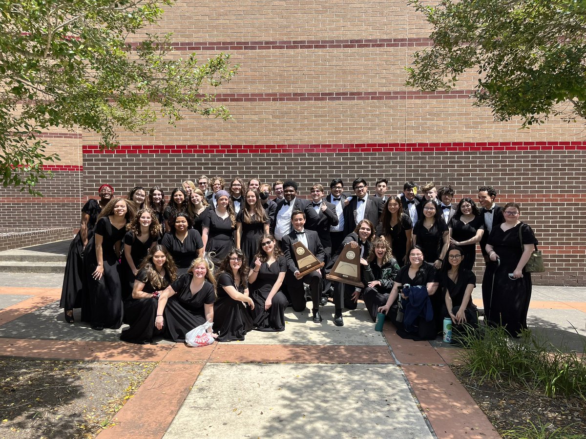 Kingwood Park HS Choir tweet media
