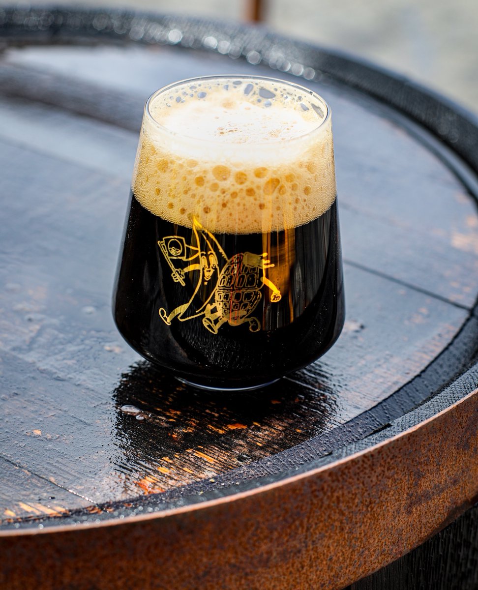 The weather is crap. Come drink about it. Taps are flowing 3-8 tonight!

Snag one of these limited edition Quaffable Waffle: Banana tumblers while you're at it. 

checkout.square.site/merchant/CR25Q…