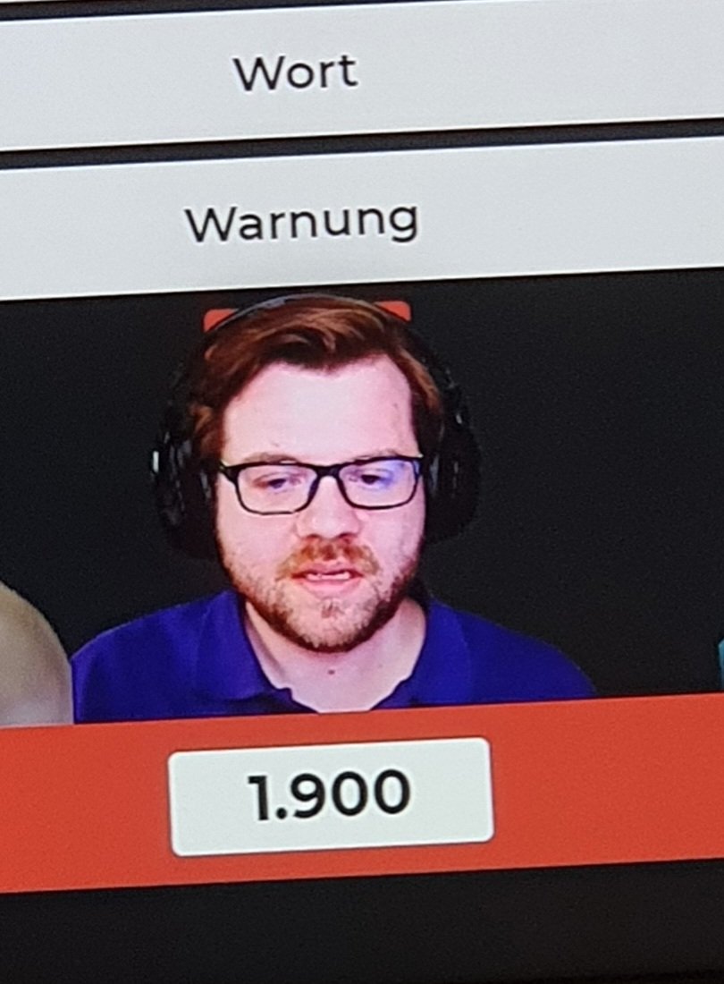 DPS_1_'s tweet photo. Neko Chris ist am Start @brosator #Sabotage #PietSmiet https://t.co/1EeLC8B5Ib