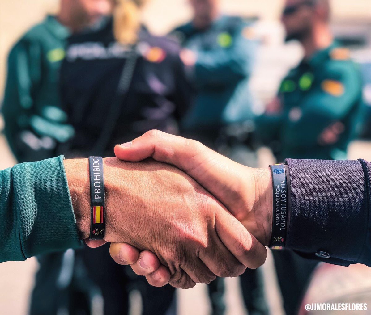 Miguel_Jusapol's tweet photo. Queda mucho por conseguir…

La unión es nuestra fuerza 💪🏻, el color 🟢🔵 se funde para ir juntos a por la #EquiparacionYa 

Rendirse no es opción por eso mismo volveremos de nuevo a las calles reclamando la Igualdad

#EquiparacionYa19a https://t.co/CUar1Baj1O