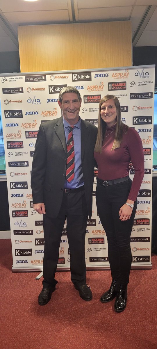 JennyGod_9's tweet photo. @saintmirrenfc #bigbasil is delighted too 🙌 https://t.co/TXDV9VzupD