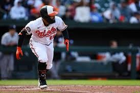 MarvelSportsTlk's tweet photo. Ok let’s take a look at tonight’s rundown 

- What exactly happened to the Yankees in Baltimore?
- The Red Sox have a bullpen problem
- MLB early overreactions
- Blues heating up in the NHL
- Caps catching fire
- Wild Card race predictions

Tonight at 8pm on @WQAQradio https://t.co/o8Ey7oxhHE