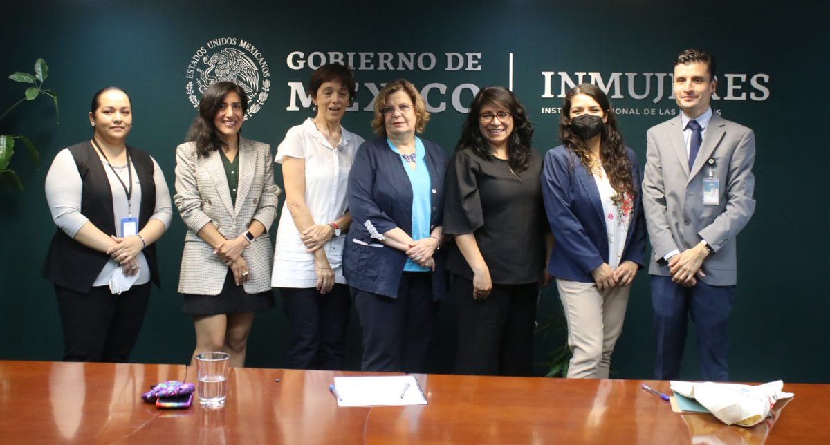 mujeresgobmx's tweet photo. Con el objetivo de prevenir y erradicar las prácticas discriminatorias hacia las #mujeres y las niñas, el día de hoy  se llevó a cabo la firma de convenio general entre el #Inmujeres y el @CONAPRED. 
🧵👇 https://t.co/DU565Whvyx