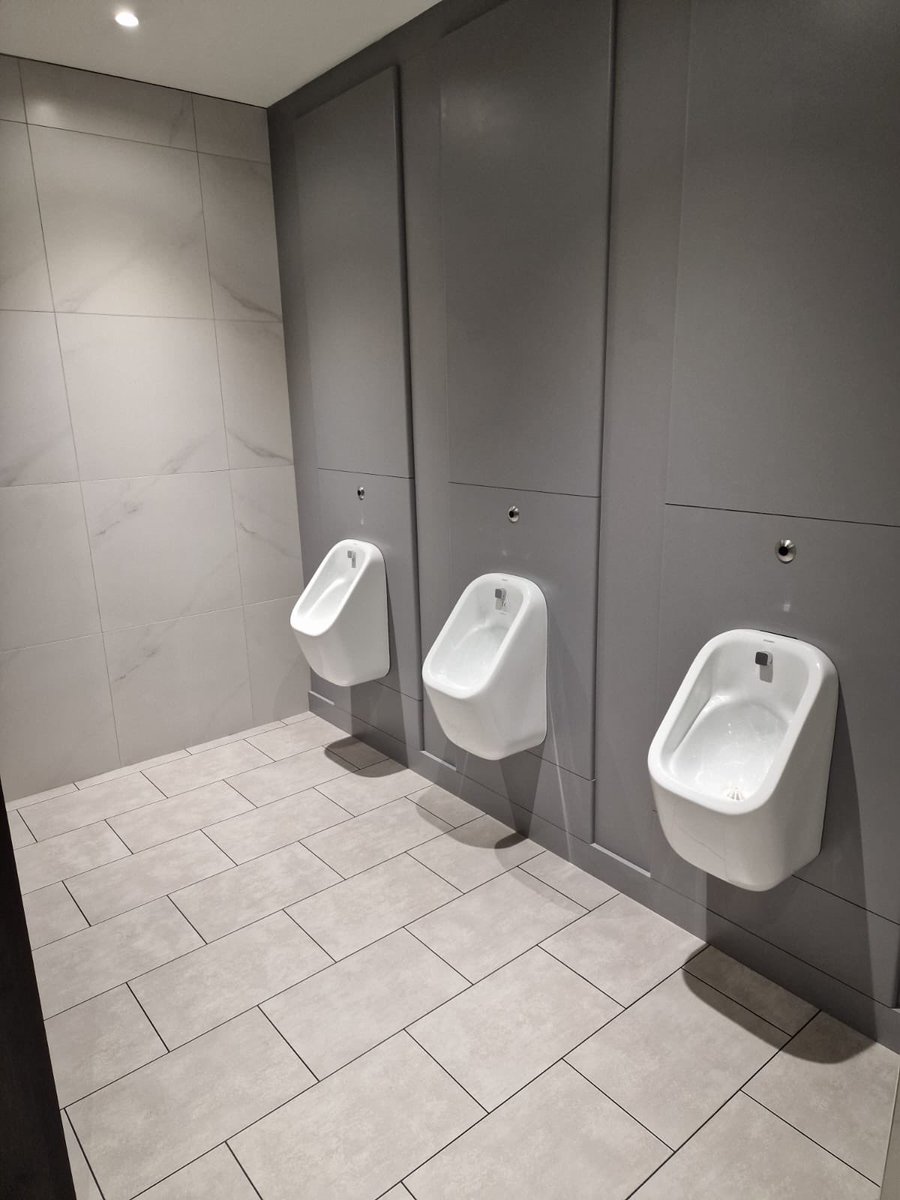 RedBlueLtd's tweet photo. Really good install completed by our engineer Connor and the team in Sevenoaks #Mechanical #plumbing #fitout #office https://t.co/hIozHwxwTb
