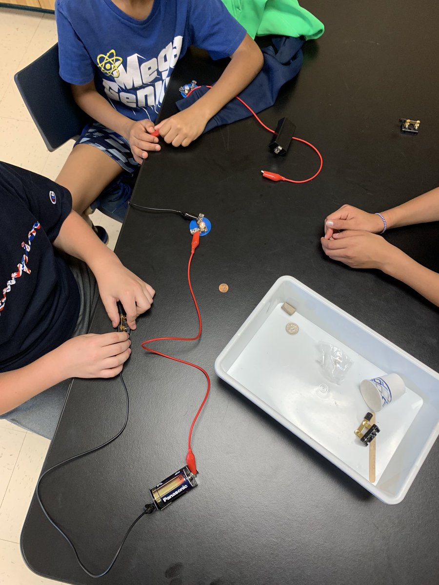 Love hearing their curiosity and conversations when building circuits! <a href="/BearCreekElem/">Bear Creek</a> #teamBCE #gamechangers