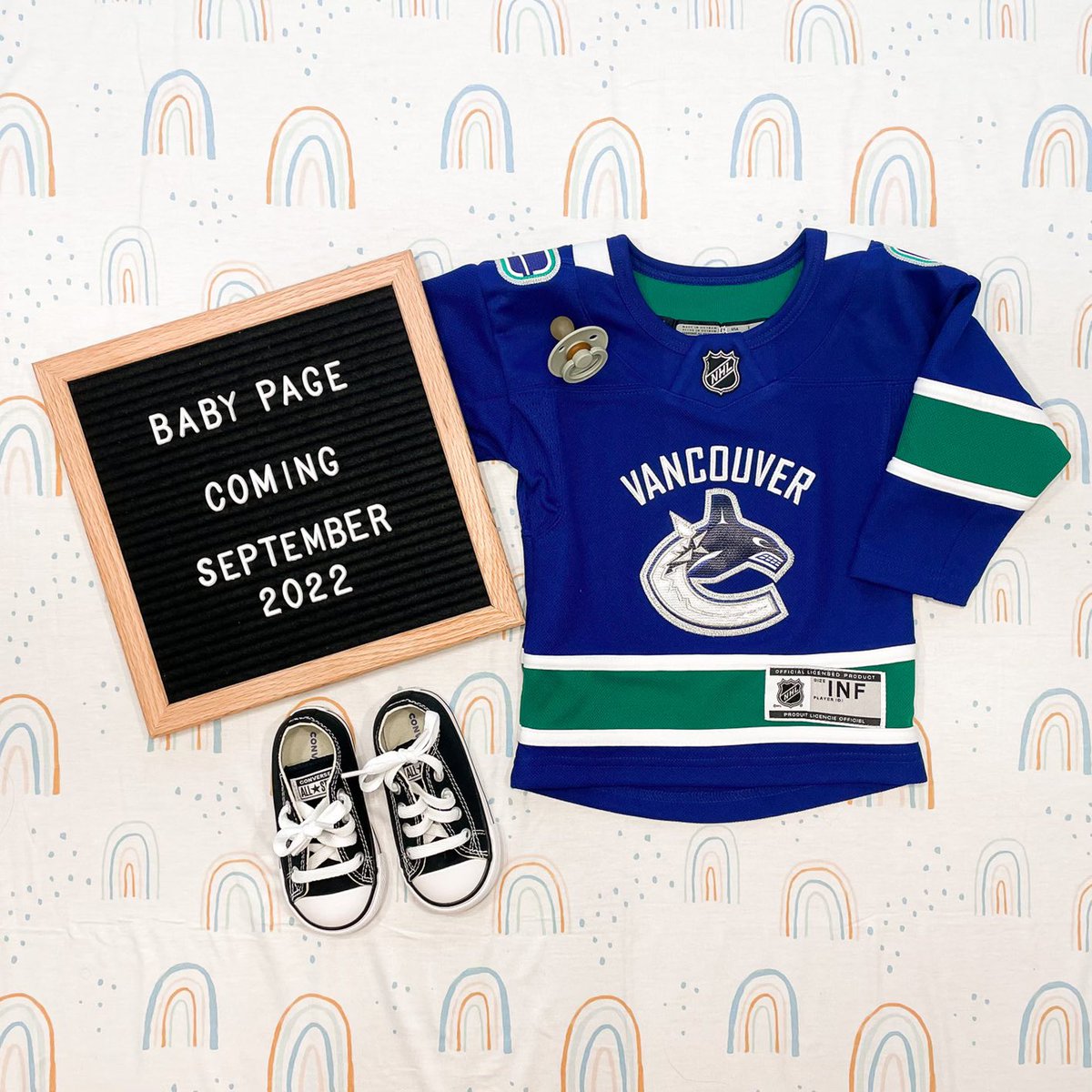 xTechHockey's tweet photo. Future 2040 first round draft pick! 

Excited for this next adventure with my awesome wife. 

After a few years of trying, we are so excited for our double rainbow baby boy. https://t.co/mbyc4aaDwD