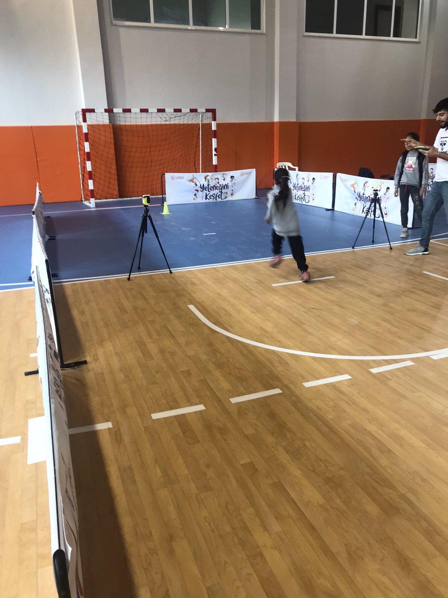 HisarkayaI's tweet photo. Gençlik ve Spor Bakanlığı tarafından düzenlenen yetenek taraması testine Hisarkaya ilkokulu da katıldı. @SavurMem @abdurrahimdmr47 @ahmetyalcin2005 @abdubakitek https://t.co/PLJGkJ8f3N