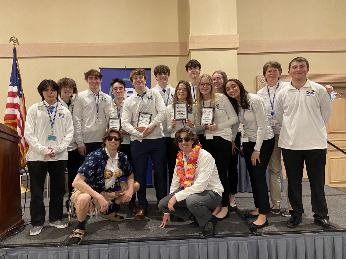Super proud of this bunch. Bringing home 4 awards and a lot of good memories! ⁦<a href="/Geneva304/">Geneva CUSD 304</a>⁩ ⁦<a href="/GHS_Geneva/">Geneva High School</a>⁩ ⁦<a href="/VEInternational/">veinternational</a>⁩ ⁦<a href="/Area304/">Area 304</a>⁩