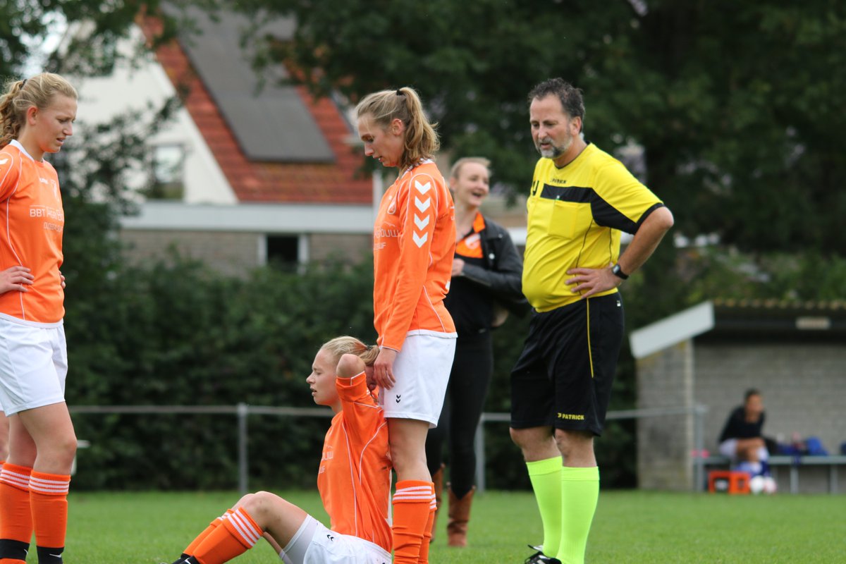 vvoudegaw's tweet photo. ⚽️⌚️Germ-Jan Hes is kommende sneon 23 april de skiedsrjochter by de wedstryd Aldegea VR1 - De Sweach VR1.
🕑14:00
#⃣ #oudswe https://t.co/t6M0FpWNOT