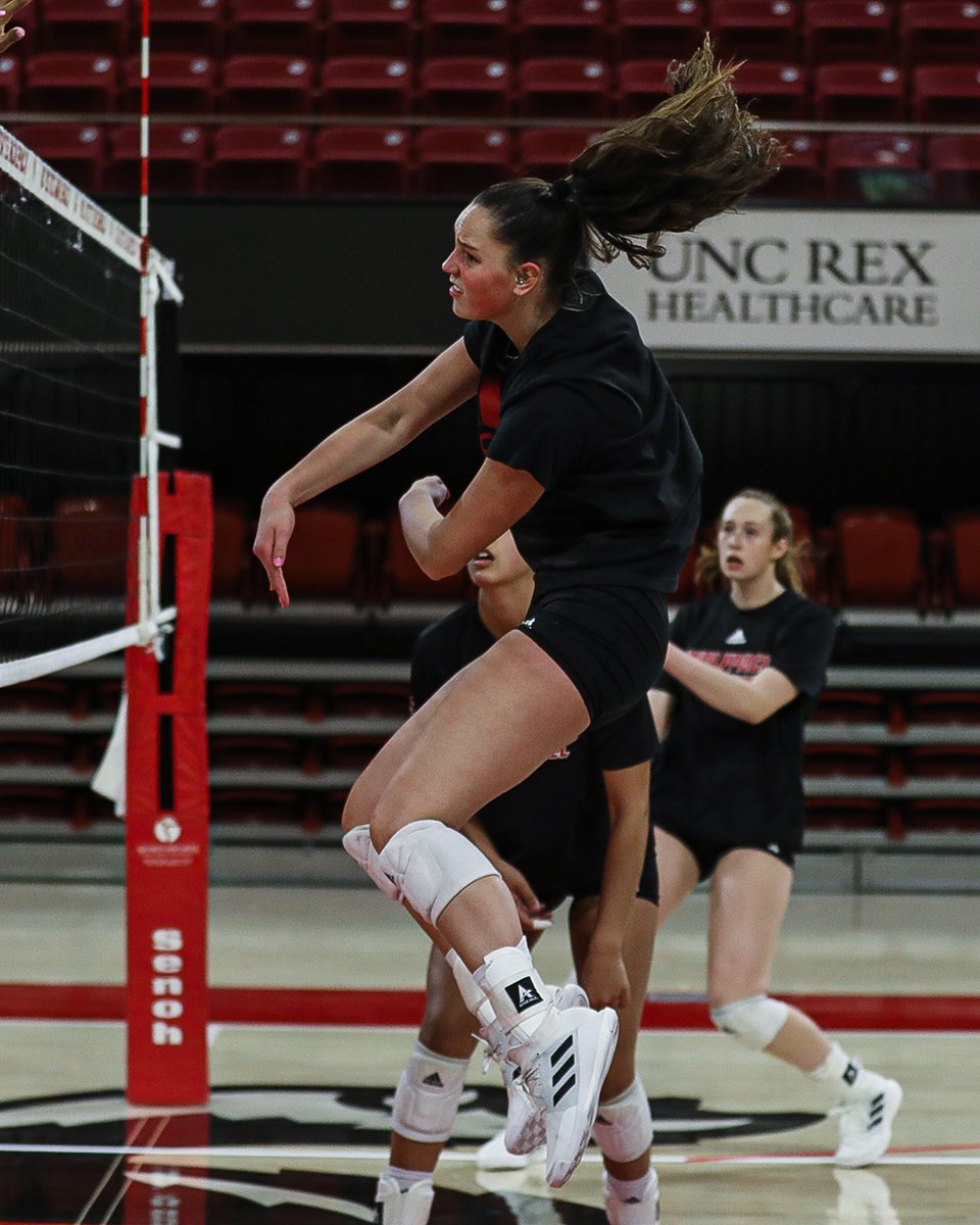 PackVball's tweet photo. Final spring practice 😢 https://t.co/NEJK9VGSzA