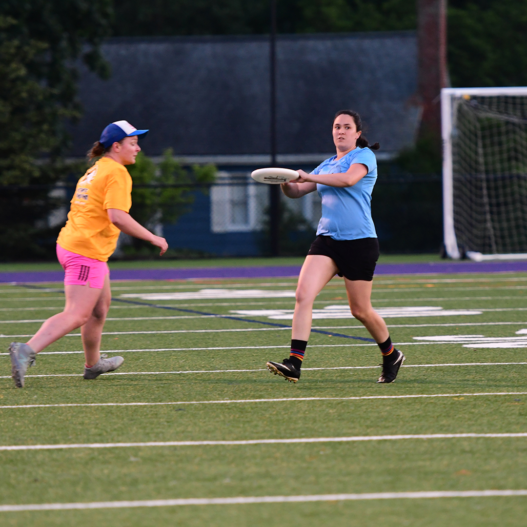 FaceOffUltimate's tweet image. We are excited to get the season started and hope you will join us for workouts, practice, and tryouts!

Fill out our interest form here: docs.google.com/forms/d/e/1FAI…

See you there!