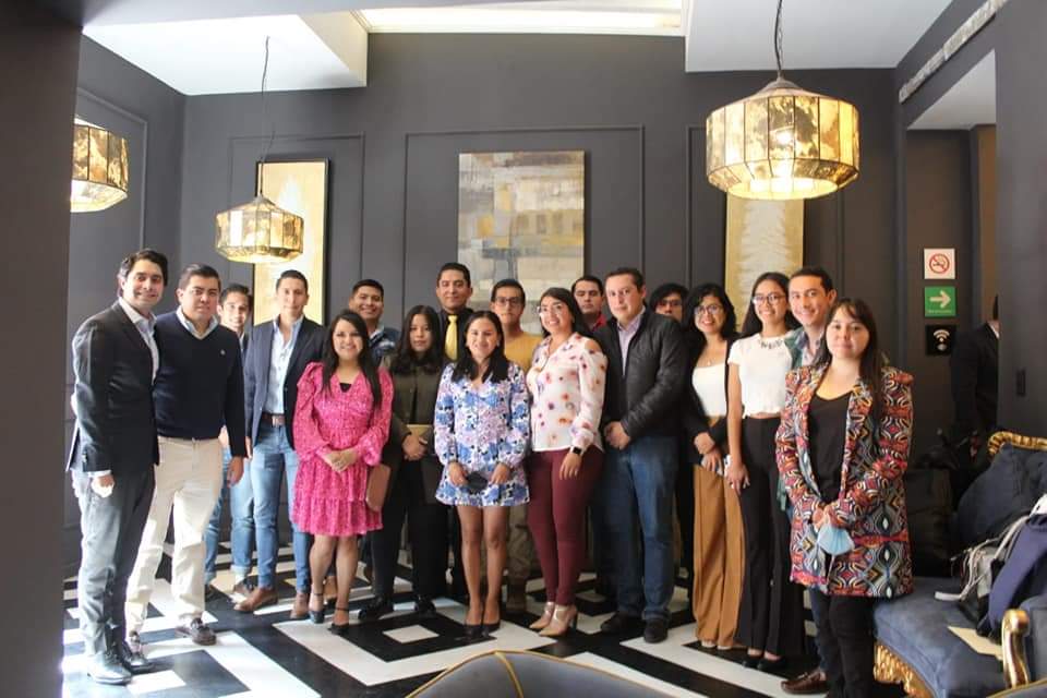 edomex_jovenes's tweet photo. Agradecemos a la Diputada @ViriFuentesC por la invitación con la juventud mexiquense, dónde la Coordinación y el Consejo Estatal asistieron para sumar esfuerzos para la #LeyDeJuventud
#REDMX
#EdomexEnRed
@JavierG4203329
@DLGomora
@Bedestra https://t.co/bxiqwz3R4Q