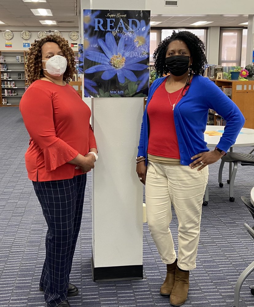 Honoring military children in our red, white, and blue! #momc #militarystudents, #r2spiritweek @northeaststugov @rnhmedia @Cavplex #whatsgoodrne @RichlandTwo