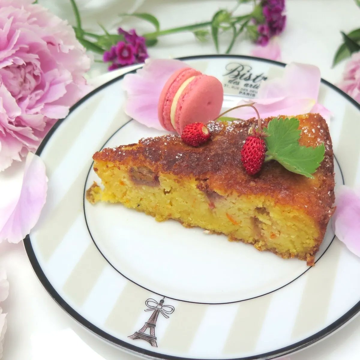 Jill_Colonna's tweet photo. Rose, Rhubarb &amp; Orange Cake (Gluten Free) - deliciously light for Mother's Day! RECIPE: https://t.co/HMAzWOt1Ru

#rhubarbcake #rhubarbrose #mothersdaycake https://t.co/gOmtHZMOrp
