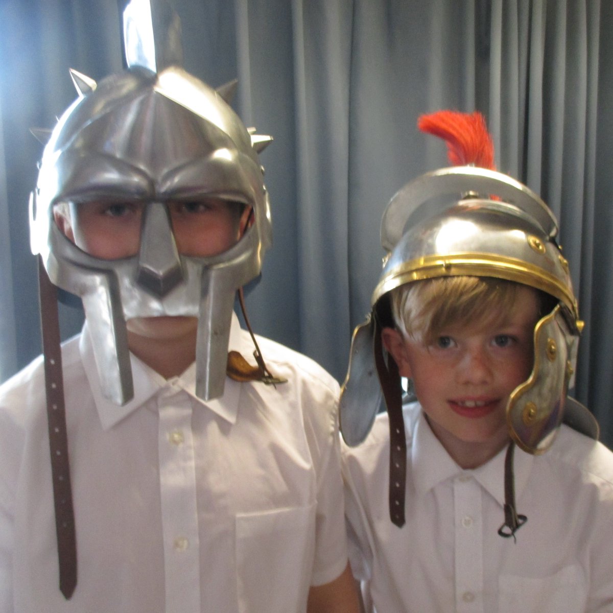 BeaconAcad's tweet photo. Y4 enjoyed trying on #Roman helmets today with @DanTasticEdu! #History https://t.co/gfsGGFqlrv