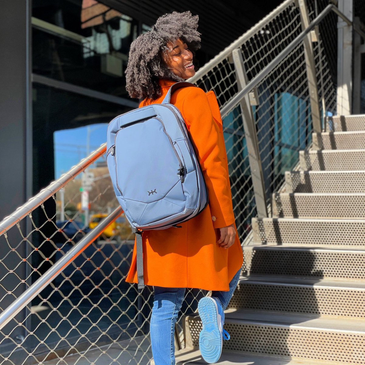 KnackBags's tweet photo. SMILES & STYLE!
Who knew comfort and functionality could look so good?!
Head to our website to find the perfect Knack Pack to match your personality!
Featured Bag: S2 Medium Steel Blue Knack Pack (https://t.co/fEfBIYVLGJ)
#knackpack #onebaglife #OOTD #lifestyle #NewYorkCity https://t.co/QlBjh1Lg8X
