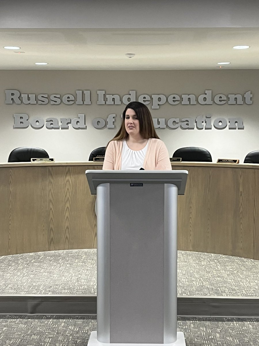 RMSPrincipal06's tweet image. Thank You to Dr. Haileigh Ross a specialist in addiction medicine and a 2006 Russell Grad for training the RIS Family on understanding addiction in families. Once a Devil Always a Devil! @russellind #RDN @KCSSnews