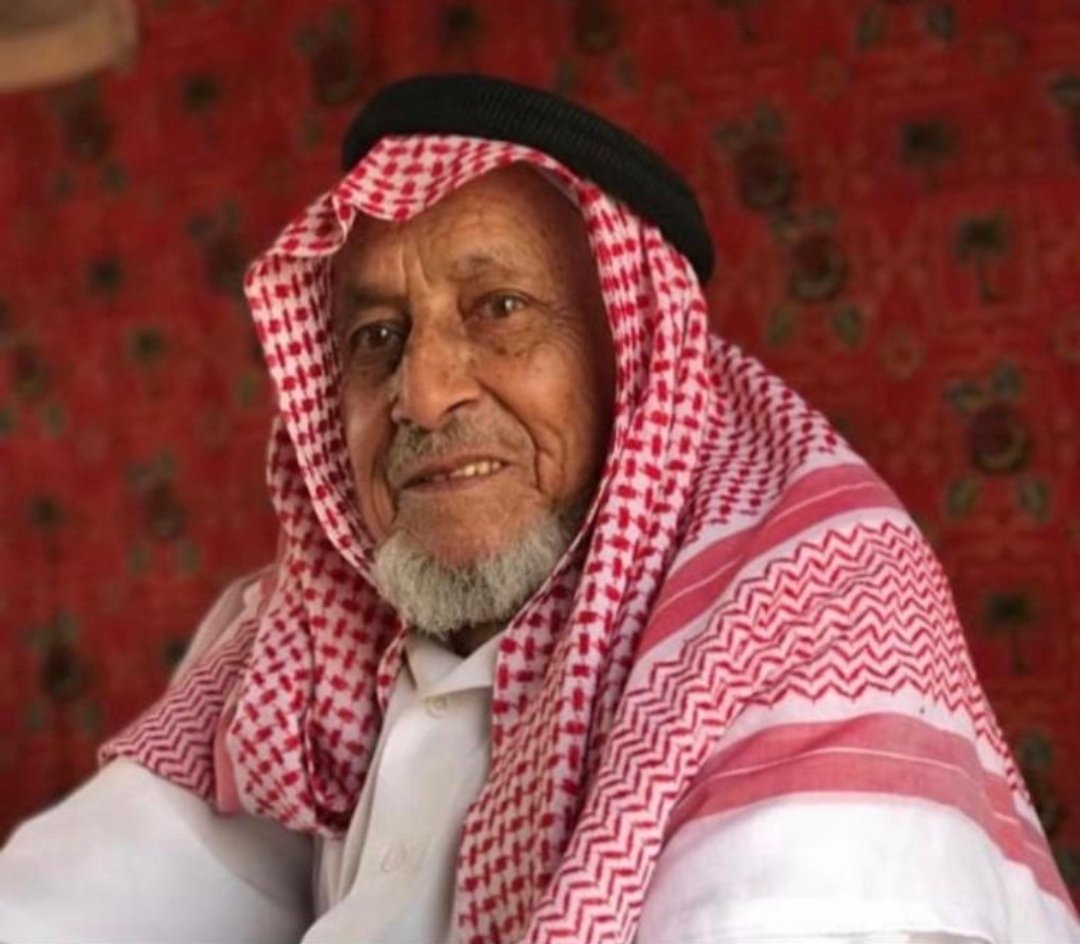 hasan_almalki09's tweet photo. بقلوب مطمئنة بقضاء الله وقدره، 
انتقل والدنا:
*حربان بن يحي المالكي*إلى رحمة  الله نسأل الله أن يتغمده برحمته ويسكنه الفردوس الأعلى من جنته،
وستكون الصلاة عليه في المسجدالحرام صلاة المغرب من هذااليوم
  الأربعاء١٩ /٩/ ١٤٤٣والدفن في مقبرة الشرائع
والعزاء بخميس مشيط بإذن الله. https://t.co/CkfMj05Hee