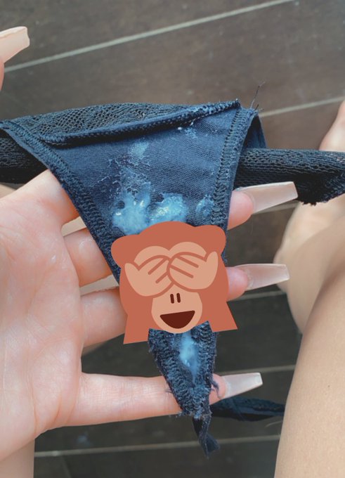 She wet wet 😈💦💦💦💦💦💦 Want a pair? Better dm me on my OnlyFans 😏 https://t.co/eazT69Ce30