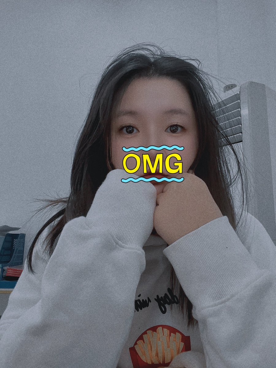 Sherleybb1's tweet photo. 我简直像个渣男 😂 https://t.co/e7WGVHQG9m