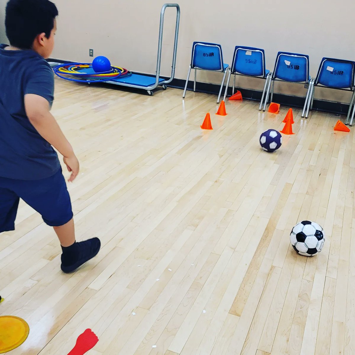 CSULB_APE's tweet photo. Playing on our ASAPP soccer team to win the World Cup! Coach Uri led us into a fun warm-up, soccer skill drills, and a cooldown to win our stickers and the World Cup!
#AdaptedPE #CSULB_APE #worldcup #Differentiation https://t.co/eEKwzW8f1z