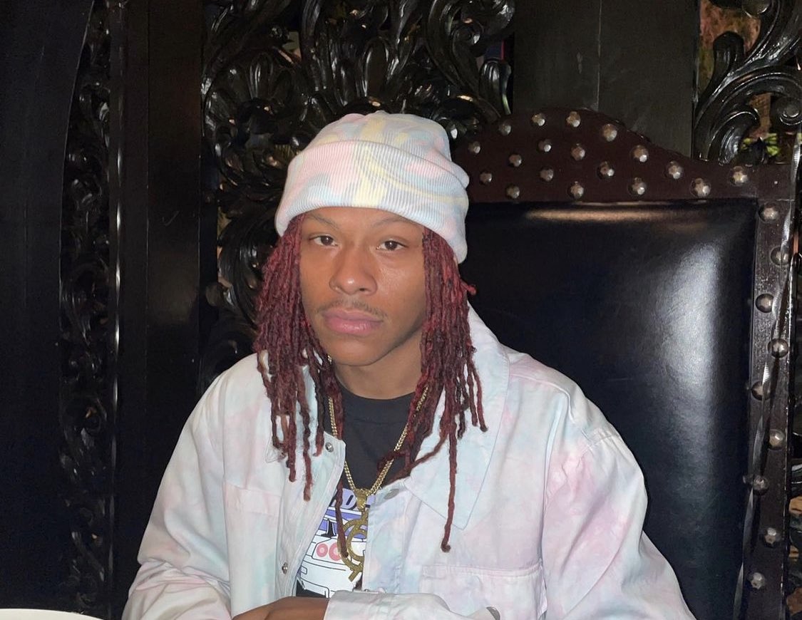 🐻🎵MBA Community

So proud to be interviewing <a href="/MikeZombie/">Mike Zombie</a> who you may know from <a href="/Drake/">Drizzy</a> "Started From the Bottom', <a href="/djkhaled/">DJ KHALED</a>’s 'They Don't Love You No More' <a href="/Eminem/">Marshall Mathers</a>’s 'These Demons' and more.

Thank y’all Bear fam for making things like this be possible!