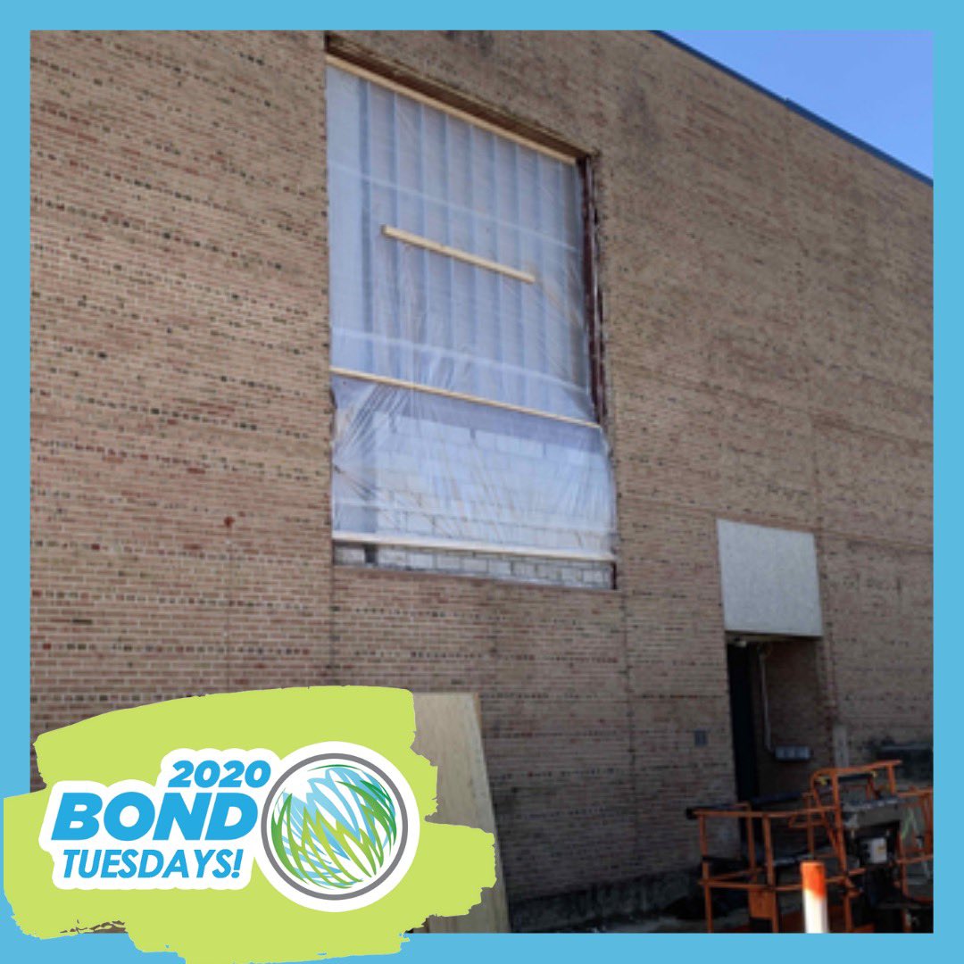 PCCS_Official's tweet photo. Drywall and metal framing is being added to the new Salem Auditorium! Stay tuned for more exciting updates on the Salem Auditorium and other 2020 Bond projects! #2020Bond #ThanksPCCSCommunity #LearnPrepareThrive https://t.co/M9JmuAetGU