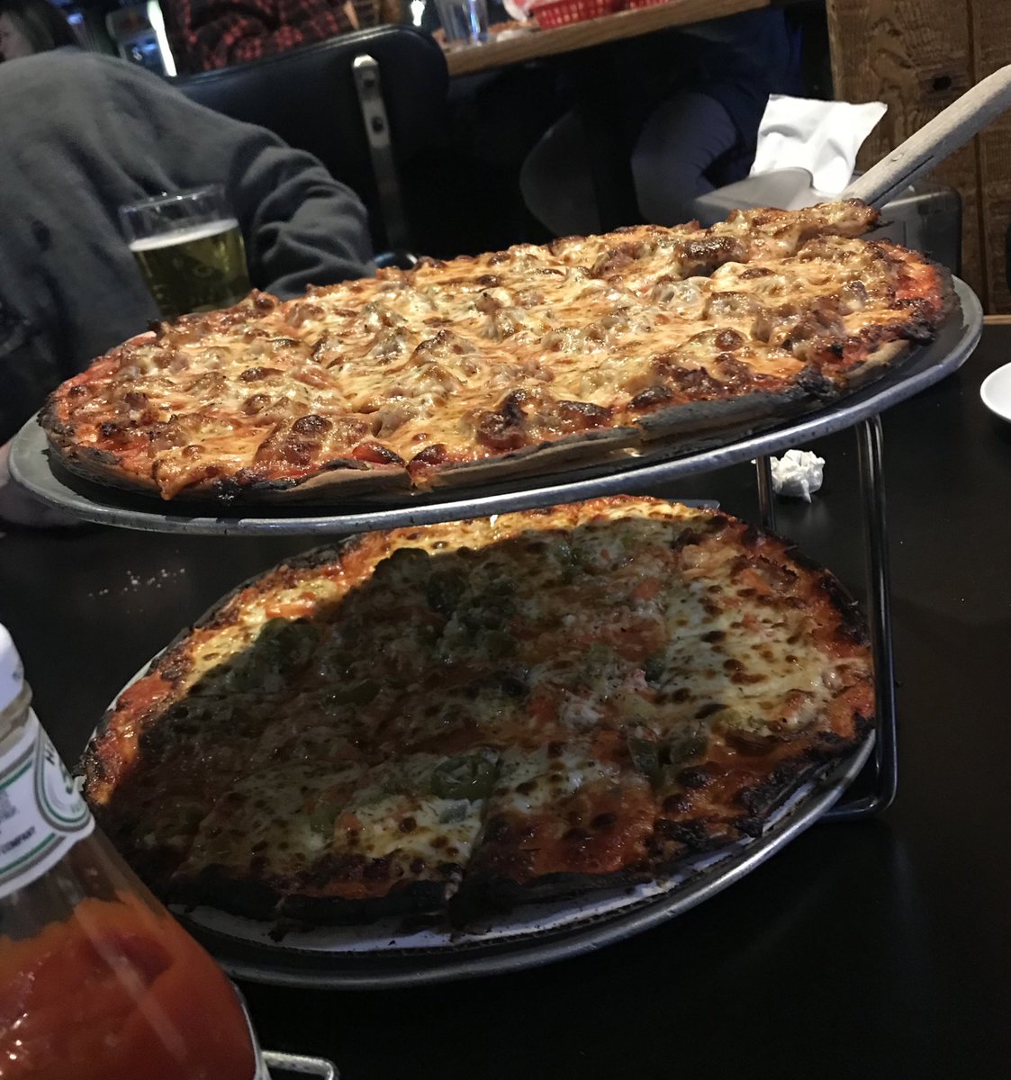 CheapSeats411's tweet photo. Let’s go #pizza https://t.co/BUueERVgSQ