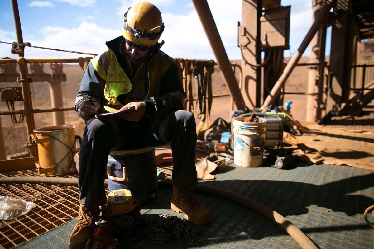 Smarter Lifting industry alerts provide subscribers with best practice knowledge, lifting and rigging solutions, briefing articles and guides to ensure you are up to date with the latest in safety, technology and compliance.

Subscribe today: bit.ly/3h9b8Yl