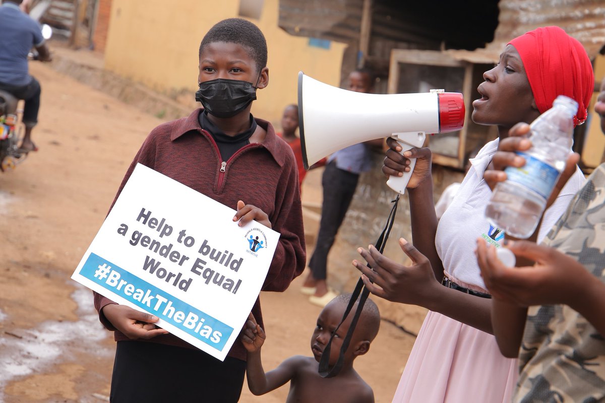 MuwalaAsobola's tweet image. The voices of girls are loud and clear!
They envision a world free from Inequalities at at all levels.
You can also help build a gender equal world by supporting the cause using the link bit.ly/3xFG653