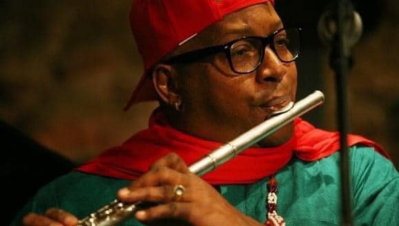 mam_miche's tweet photo. GLORIA ETERNA PARA USTED MAESTRO. #ATACACHICHO #CubaViveEnSuCultura @DiazCanelB https://t.co/vLXCk2C4qE