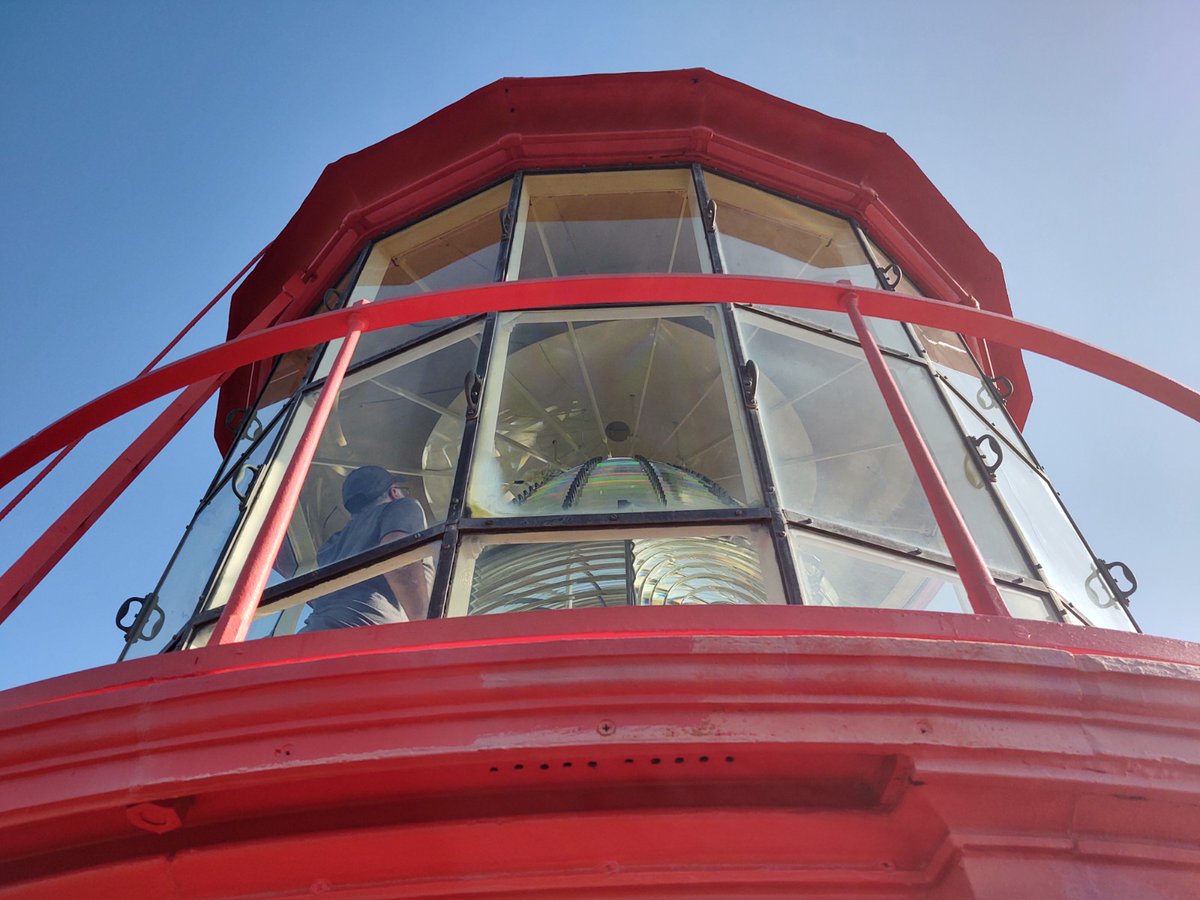 firstlighthouse's tweet photo. Our Operations & Facilities Supervisor, Jason Smith, completed his weekly cleaning of the Fresnel Lens this morning. Check out these pictures of him polishing the lens!
#TowerTuesday #LoveYourLighthouse #StAugustineLighthouse #StaLighthouse #Fresnel #Lens #NationsOldestPort https://t.co/pU23rDAmOL