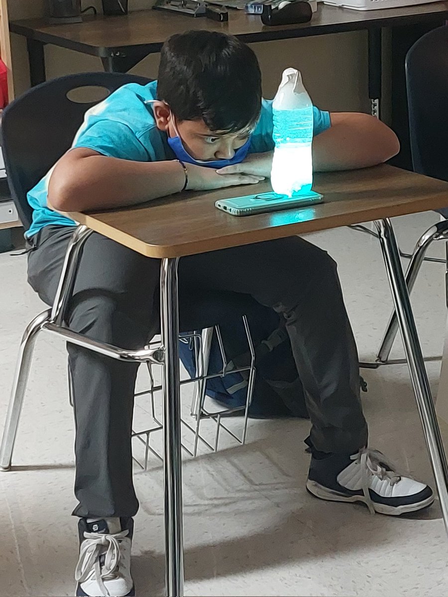 JWilliamsESL's tweet photo. Today our @NISDStinson #MLLs learned self-awareness &amp; self-management in creating #Mindfulness jars then we practiced. Truly an effective metaphor for feelings, thoughts and behaviors. @NISD_SEB #CASEL #SkyhawkPride https://t.co/AvJfOEuiZD
