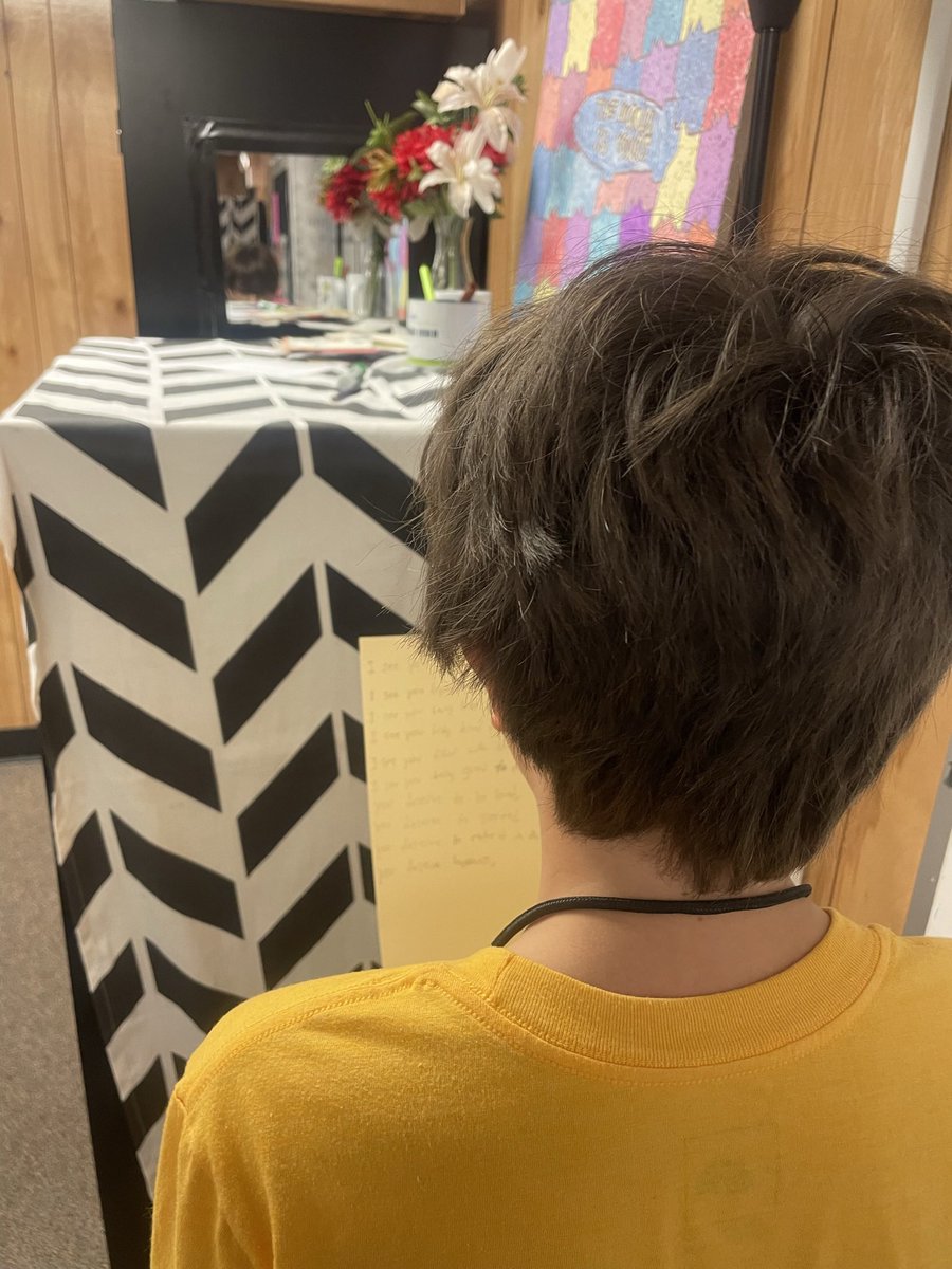 mrsbuck06's tweet photo. ✨PBL update:Coping Methods Trial:We started with Poetry(analyzing and creating). Students read their validation poems to themselves in the mirror. Next…Music! The students listened to uplifting music and analyzed the lyrics #thisisme #learningtocope #pbl @HumbleISD_TMS https://t.co/edQwfc3IqV