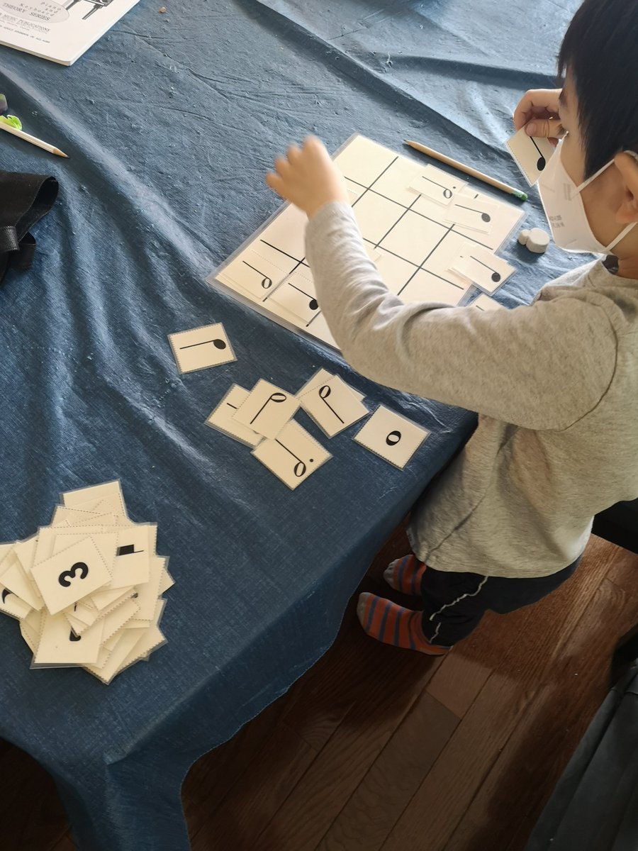 Hutt_Family's tweet photo. The best way of learning is by doing!
We try to include many different activities and games to help our students grasp the many different music concepts and to build a strong foundation!
#musicvideo #musician #musicactivities #musicactivitiesforkids #musicactivity #musictheory https://t.co/0MX2imz8kl