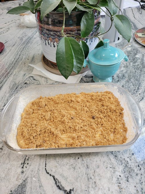 Banana Bread with brown sugar topping ready for the oven https://t.co/0I0X89gv2l
